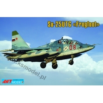 Art Model 7213 Su-25UTG "Frogfoot" (1:72)