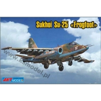 Art Model 7215 Sukhoi Su-25 "Frogfoot" (1:72)