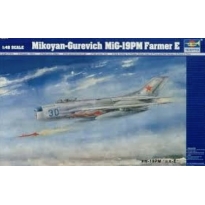 Trumpeter 02804 Mikoyan-Gurevich MiG 19PM Farmer E (1:48)