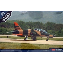 Academy 12236 R.O.K. Air Force T-59 Hawk Mk.67 (1:48)