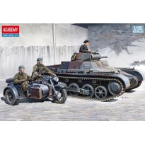 Academy 13556 German Panzer I Ausf.B & Motorcycle (1:35)