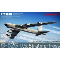 Modelcollect UA72212 B-52G U.S. Stratofortress strategic Bomber new version (1:72)