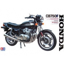 Tamiya 16020 Honda CB750F (1:6)