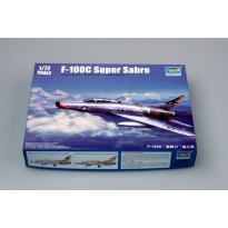 Trumpeter 01648 F-100C Super Sabre (1:72)