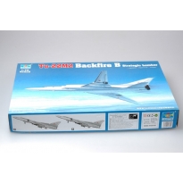 Trumpeter 01655 Tu-22M2 Backfire B Strategic bomber (1:72)