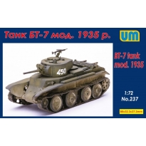 Unimodels 237 Tank BT-7 mod.1935 with the P-40 (1:72)