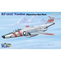 Valom 72131 RF-101C Voodoo (SUN-RUN) (1:72)
