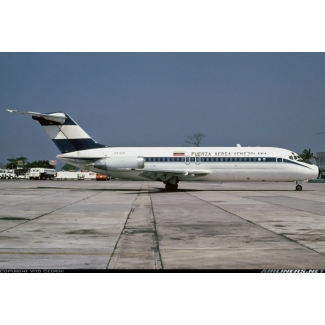 McDonnell Douglas DC-9-15 Fuerza Aerea Venezolana (1:144)