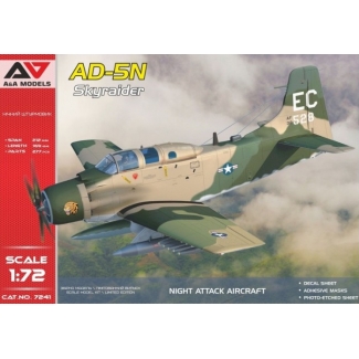 AD-5N Skyraider Night Attack Aircraft (1:72)