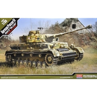 Academy 13528 German Panzer IV Ausf. H (late) (1:35)