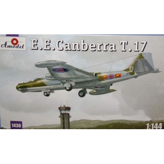 Amodel 1430 E.E.Canberra – T.17 (1:144)