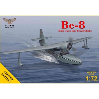 SOVA-M 72025 Be-8 Amphibian aircraft (with water skis & hydrofoils) (1:72)