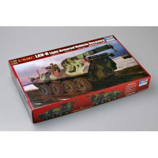 Trumpeter 00370 USMC LAV-R Light Armored Vehicle Recovery (1:35)