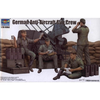 Trumpeter 00432 German A-A Gun Crew (1:35)