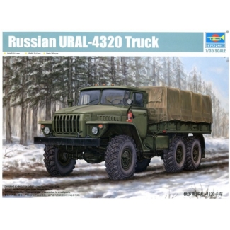 Trumpeter 01012 Russian Ural-4320 (1:35)