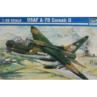 Trumpeter 02245 USS A-7D Corsair II (1:32)