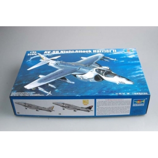 Trumpeter 02285 AV-8B Night Attack Harrier II (1:32)